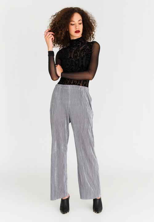 STYLE REPUBLIC - Burn Out Bodysuit Black
