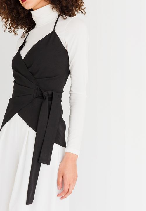 Droomer - Side Wrap Top Black