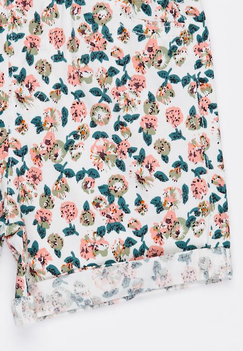 Pop Candy - Floral  Short Pale Pink