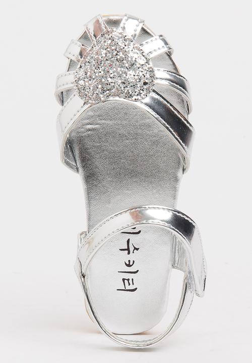 Pop Candy - Sandal with Heart Detail Silver