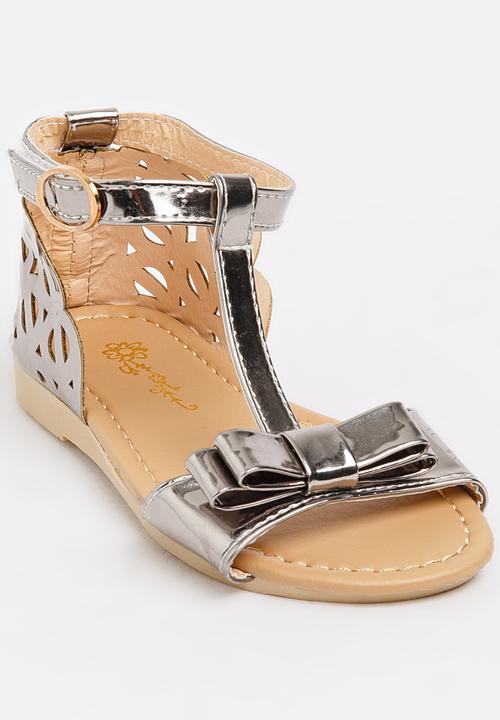 Pop Candy - T-Bar Sandals with Bow Silver