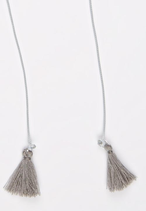 Jewels and Lace - Tassel Bead Choker Grey