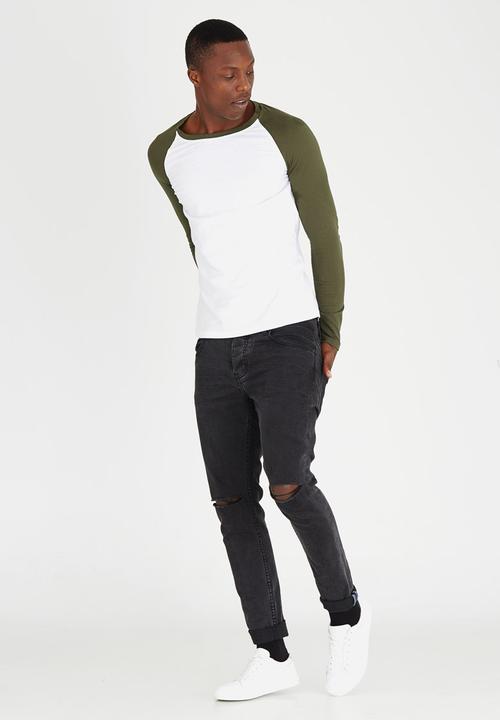 Unruly - Raglan Tee Green