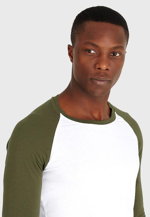 Unruly - Raglan Tee Green