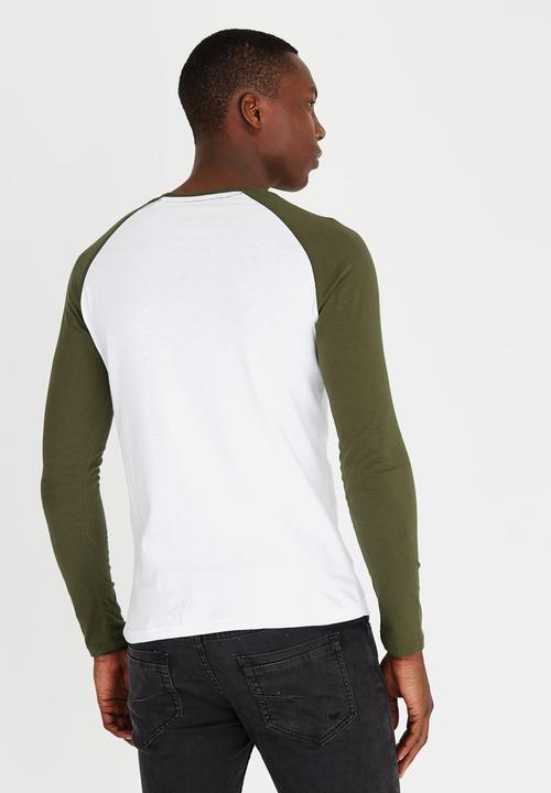 Unruly - Raglan Tee Green