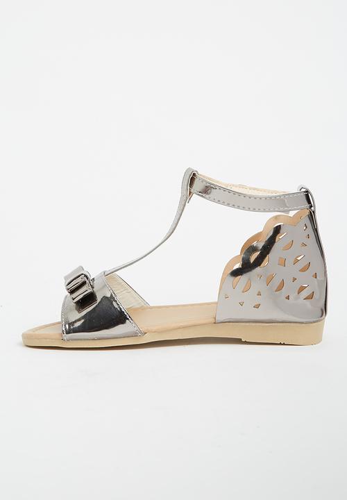 Pop Candy - T-Bar Sandals with Bow Silver