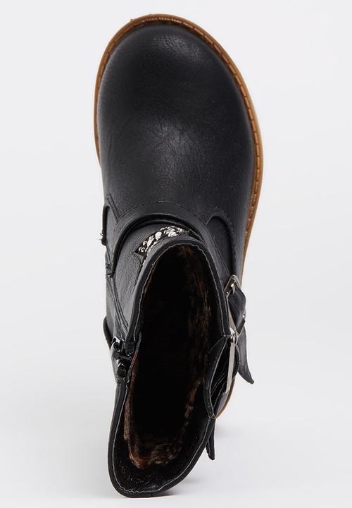 Footwork - Boot with Star & Buckle detail Black