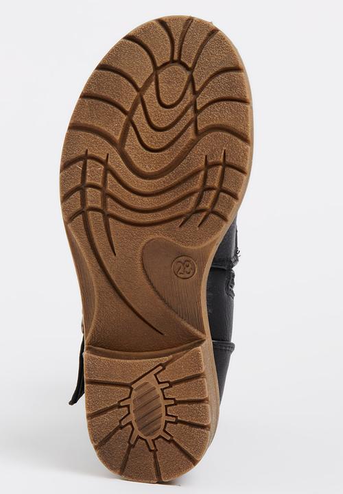 Footwork - Boot with Star & Buckle detail Black