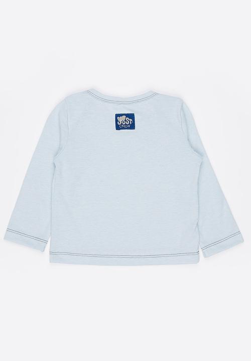 Just chillin - Boys Tee Pale Blue