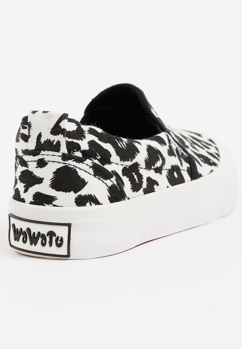 Pop Candy - Animal Print Loafer Black and White