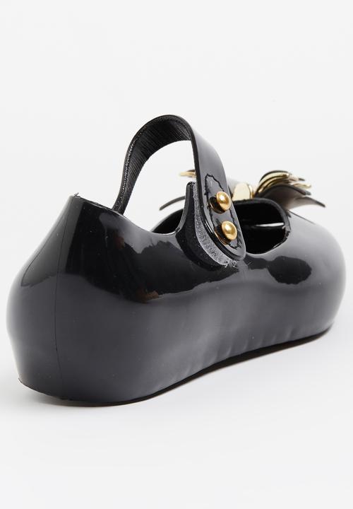 Pop Candy - Butterfly Detail Pumps Black