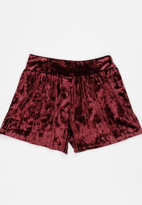 Rebel Republic - Velour Short Burgundy