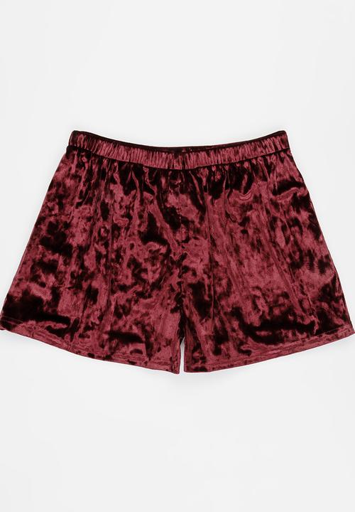 Rebel Republic - Velour Short Burgundy