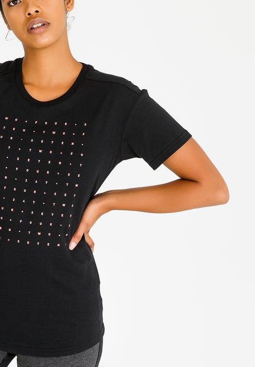 New Balance  - Short Sleeve Tee- Black