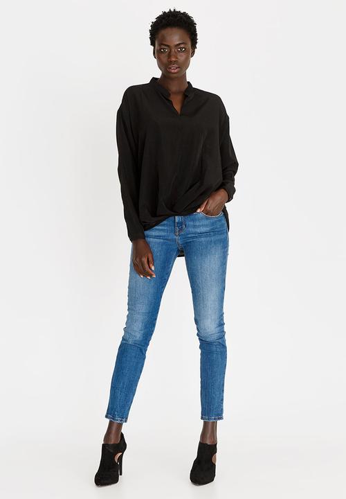 edit - Volume Blouse Black