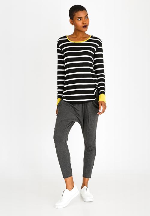 Slick - Beau Stripe Contrast Detail Top Black and White