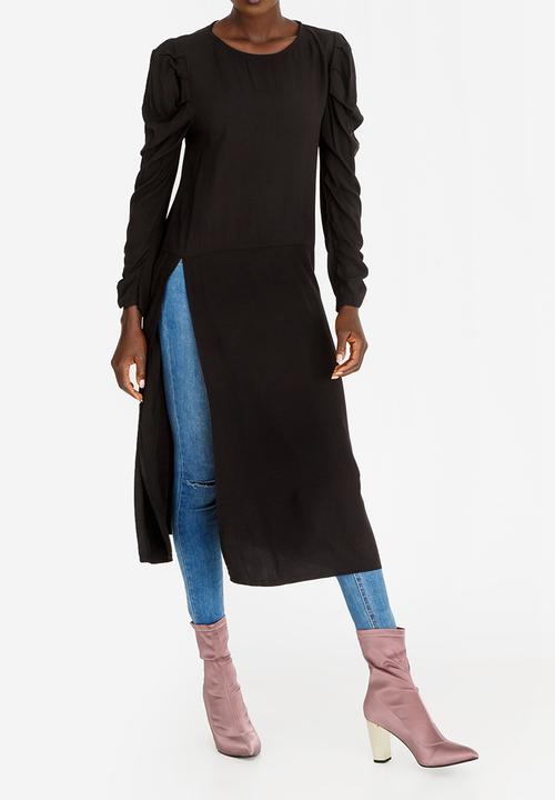 STYLE REPUBLIC - Ruched Sleeve Tunic Dress Black
