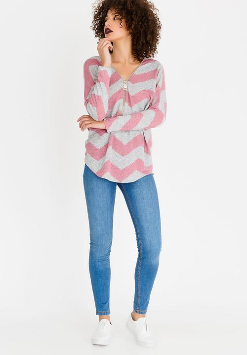 Revenge - Zig Zag Detail Top Mid Pink