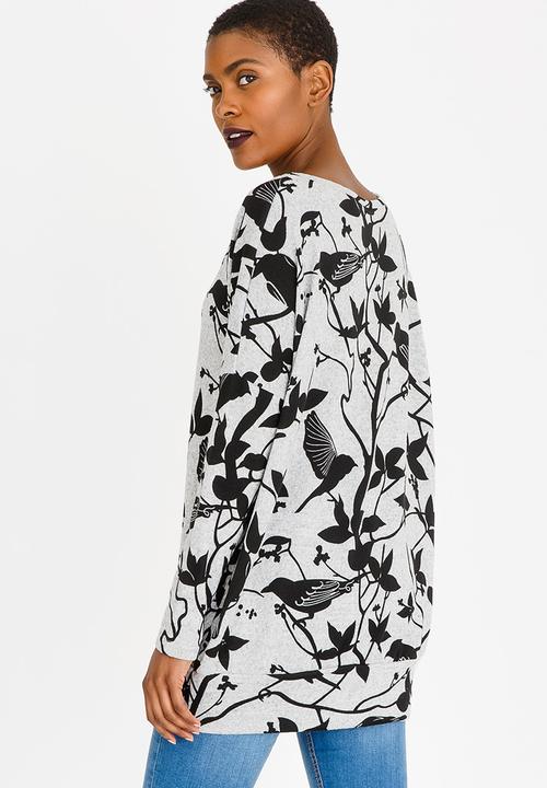 Revenge - Bird Detail Top Black