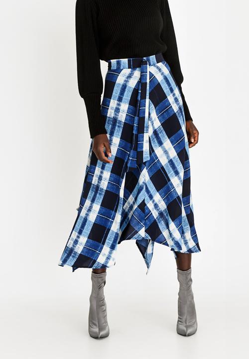 STYLE REPUBLIC - Asymmetrical Skirt Blue and White
