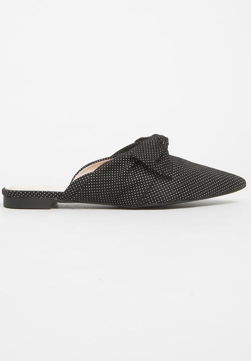 Dolce Vita - Malibu Bow Detail Slip-ons Black