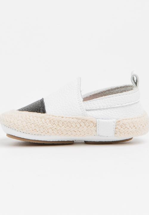 Pop Candy - Colour Block Slip On Black and White