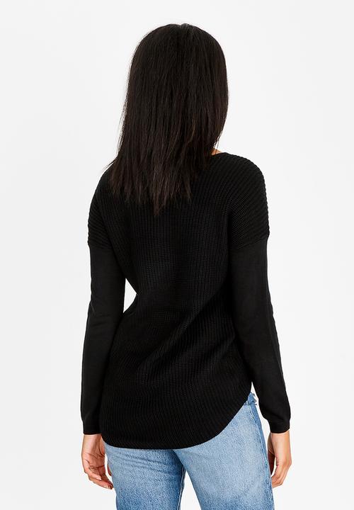 Revenge - Long Sleeve Top Black