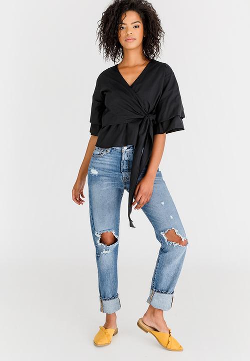 STYLE REPUBLIC - Sleeve Detail Wrap Blouse Black