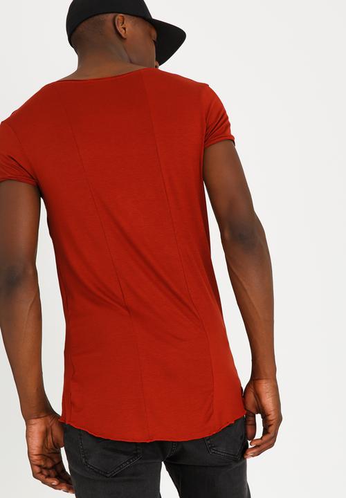 STYLE REPUBLIC - Broiler Base Tee Rust