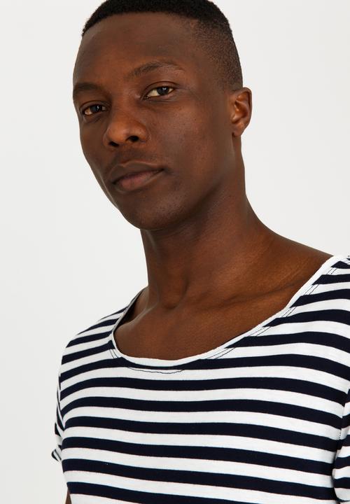 STYLE REPUBLIC - Gallant Striped Tee White