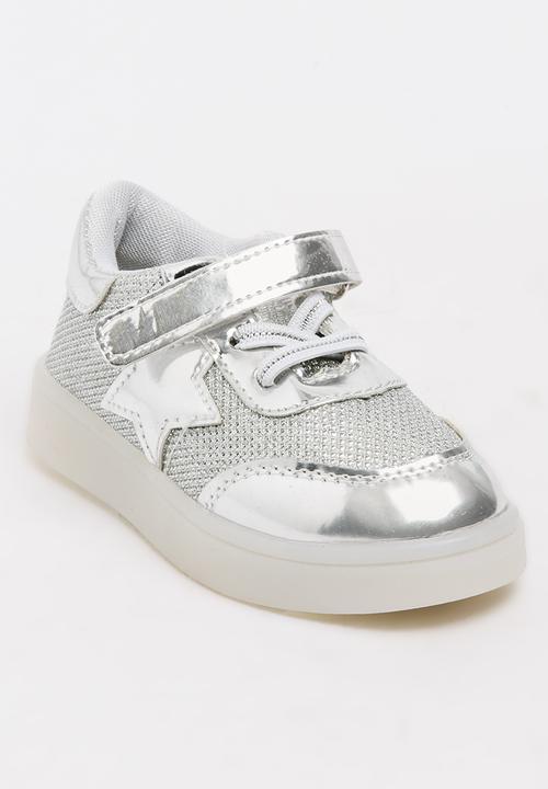 Pop Candy - Girls Light Up Sneaker Silver