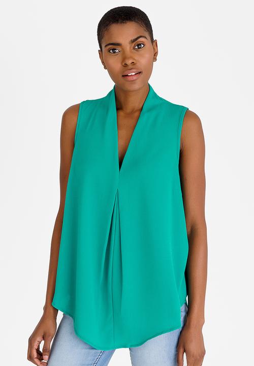 edit - V-Neckline Shell Top Green
