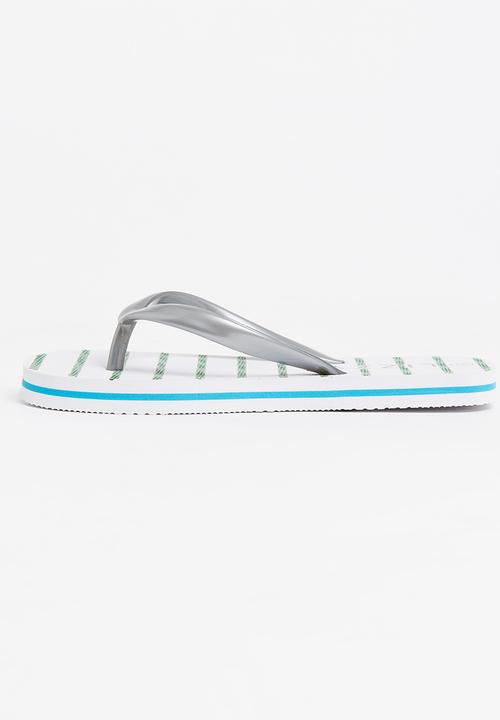 Lizzy - Teen Katie Flipflop Silver