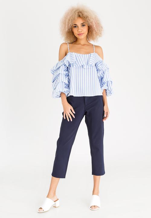 STYLE REPUBLIC - Bardot Volume Sleeve Blouse Blue and White