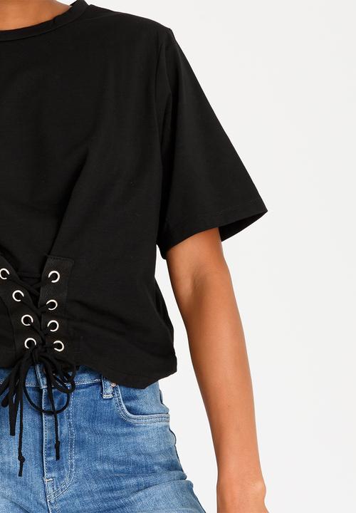 STYLE REPUBLIC - Cropped Lace-up Tee Black