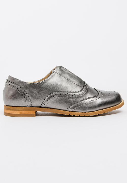 STYLE REPUBLIC - Brogue Lace-ups Dark Grey