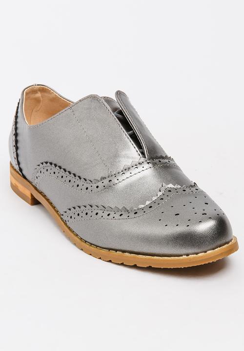 STYLE REPUBLIC - Brogue Lace-ups Dark Grey
