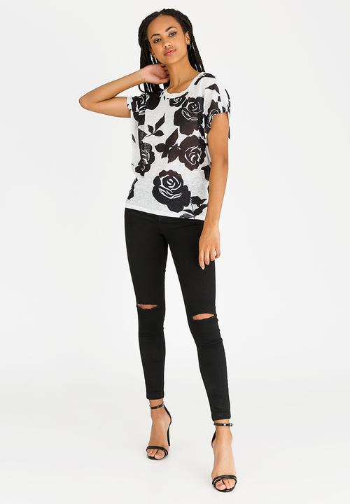 Revenge - Rose Tee Black and White