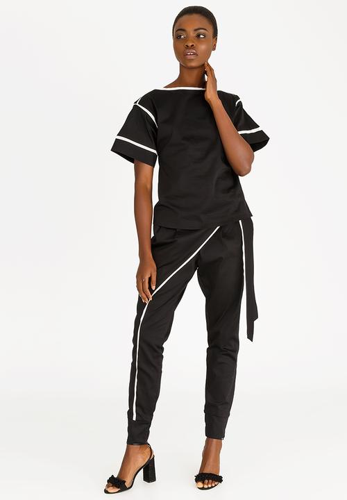 Leigh Schubert - Cricket Boat Neck Top Black and White