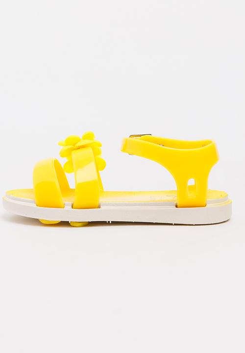 Foot Focus - Flower Sandal Yellow