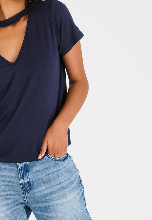 c(inch) - Choker Neckline T-shirt Navy
