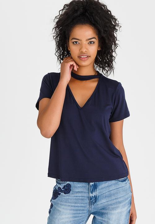 c(inch) - Choker Neckline T-shirt Navy