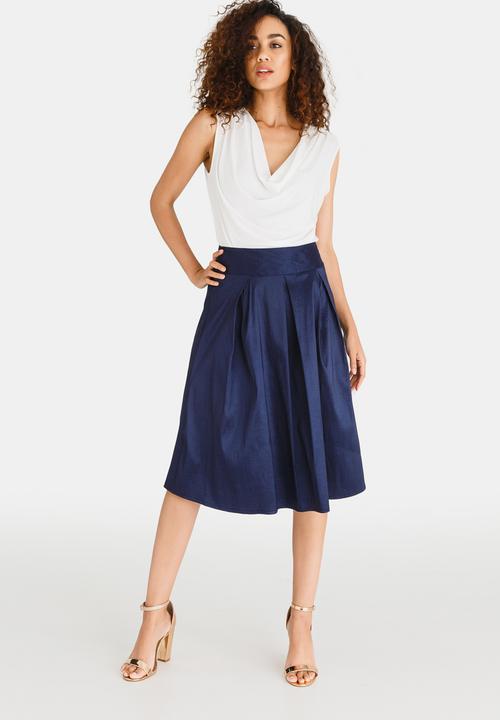 edit - High Waisted Fit and Flare Skirt Navy