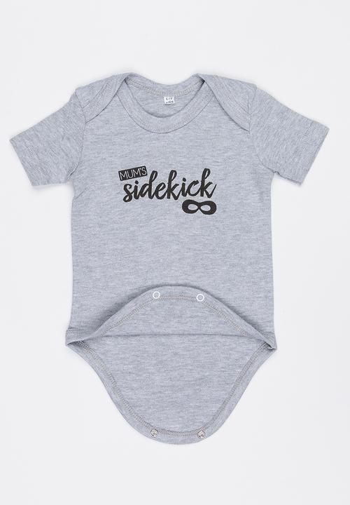 Funky Shop - Slogan Baby Grow Grey