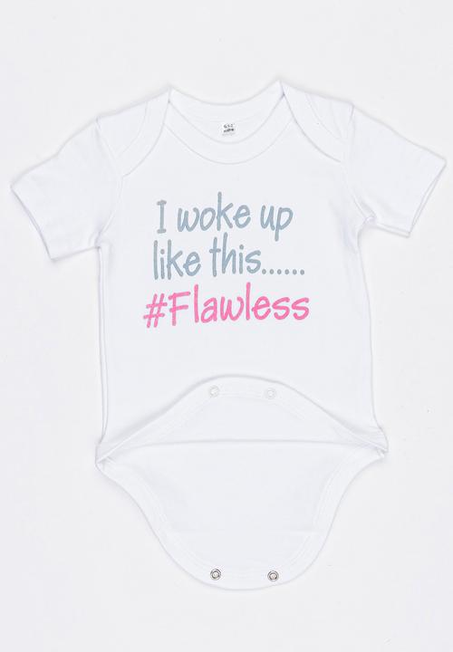 Funky Shop - Slogan Baby Grow White