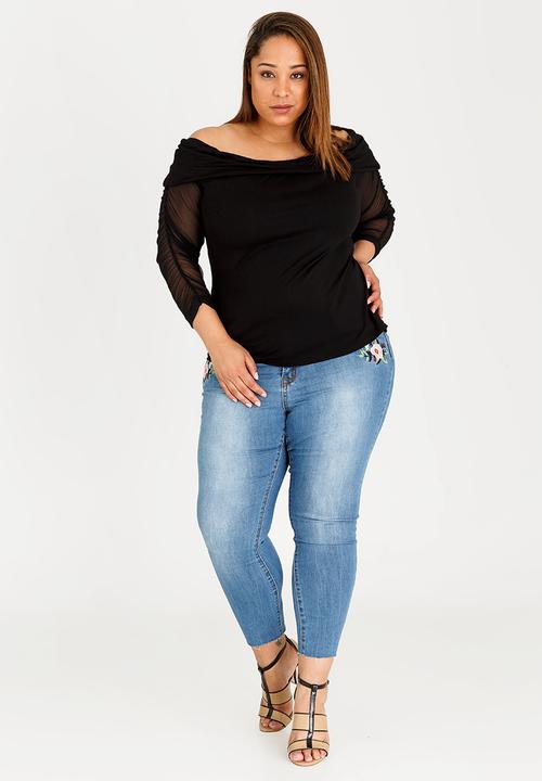 STYLE REPUBLIC PLUS - 3/4 Mesh Sleeve Bardot Top Black