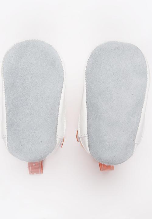 shooshoos - Cleveland High Top Sneaker Pale Pink