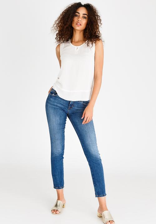 edit - Lace Back Sleeveless Top Cream