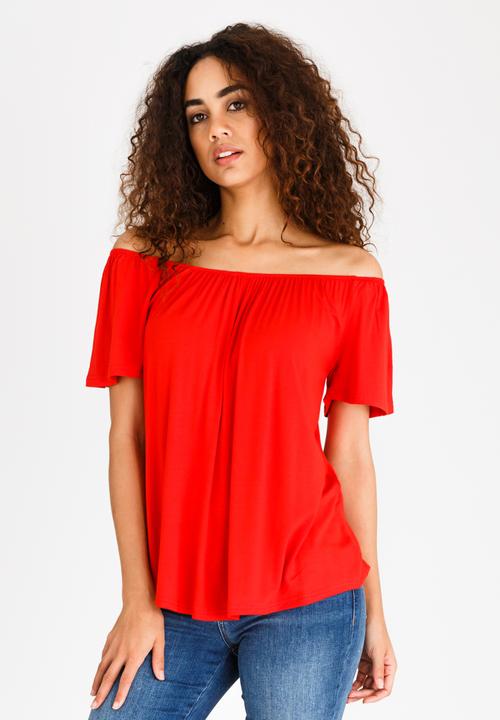edit - Off-the-shoulder Swing Top Red