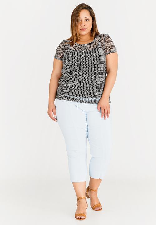 edit Plus - Printed Button Blouse Black and White